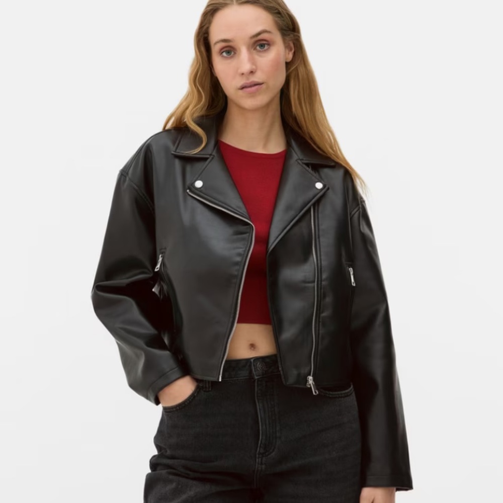 Leather Jacket - Timeless Edge Meets Effortless Cool